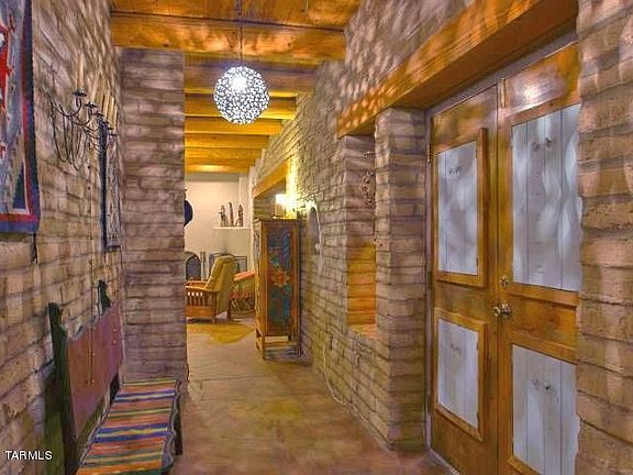 4th image of 3607 N Camino De Oeste
