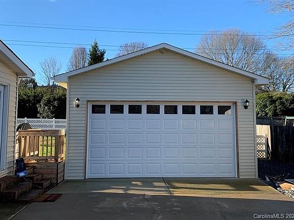 2nd image of 2321 Winterfield Dr