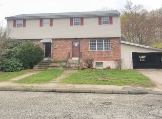 4 Louis Ln, Randolph, MA 02368