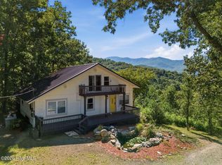 289 Bethabara Rd, Hayesville, NC 28904