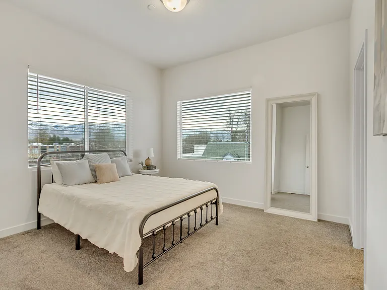 238 W Paramount Ave #102 — Photo 9