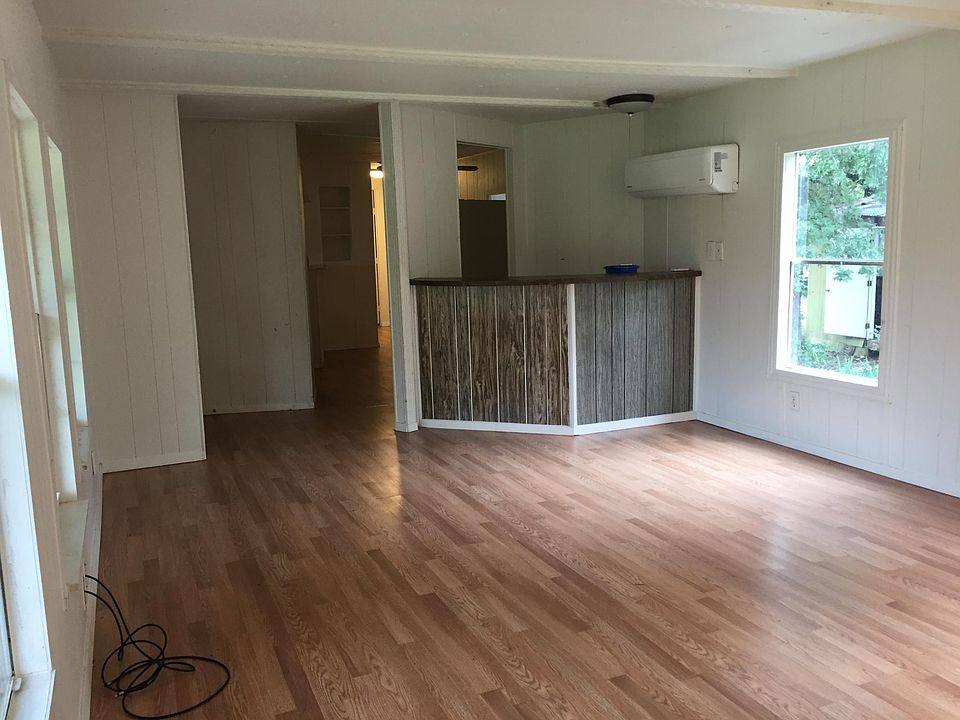 2nd image of 1419 Arvel Cir