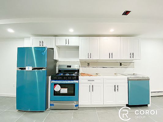 3rd image of 876 Herkimer St #1F