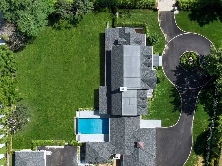 83 Bridgehampton Sag Hbr — Photo 8