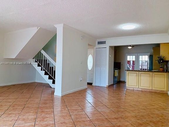 5th image of 5346 W 20th Ln #Vi-32