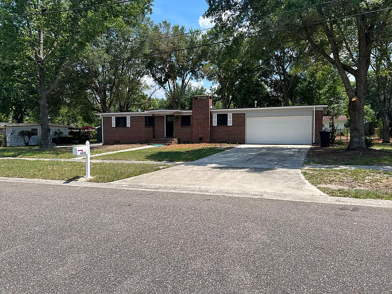 Front

Beautiful brick home with fireplace and double garage with electric garage door openers. large fenced in backyard .