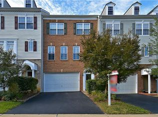 6885 Rolling Creek Way, Alexandria, VA 22315