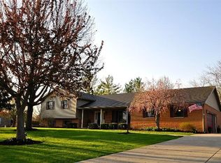5515 Auburn Dr, Greenville, OH 45331