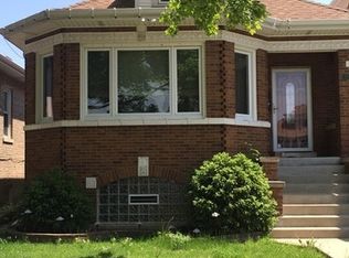 2945 N 76th Ct, Elmwood Park, IL