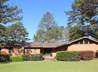 4510 Chateau Dr, Albany, GA 31721