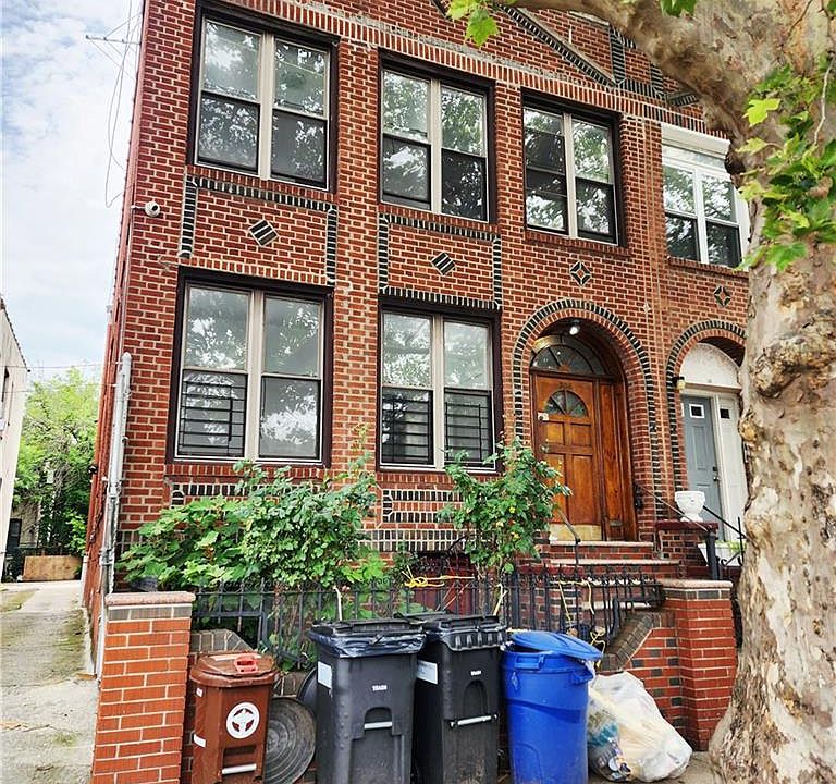 1st image of 309 Rockaway Pkwy