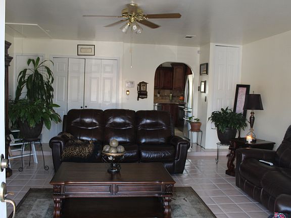 4th image of 1806 Mona Dr