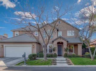 4515 N Emerald Peak Dr, Clovis, CA