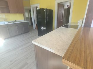 15 Jefferson St APT 2, Lewiston, ME 04240