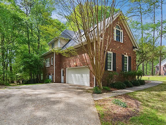 3rd image of 4605 Bartwood Dr