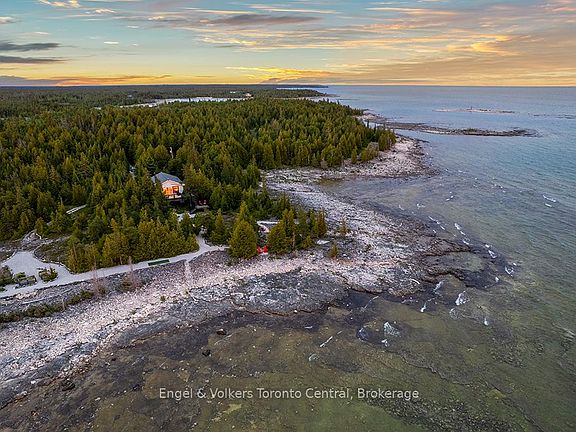 2nd image of 64 Larsen Cove Rd N
