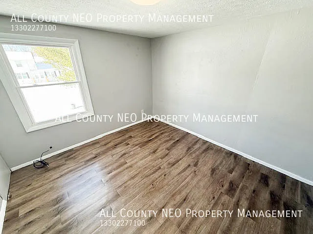 9584 Greenmeadow Rd #C — Photo 8
