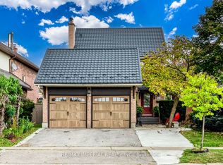 301 Kingsbridge Garden Cir, Mississauga, ON L5R 1L2