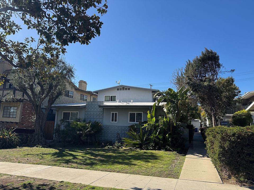 1st image of 703 E Magnolia Blvd