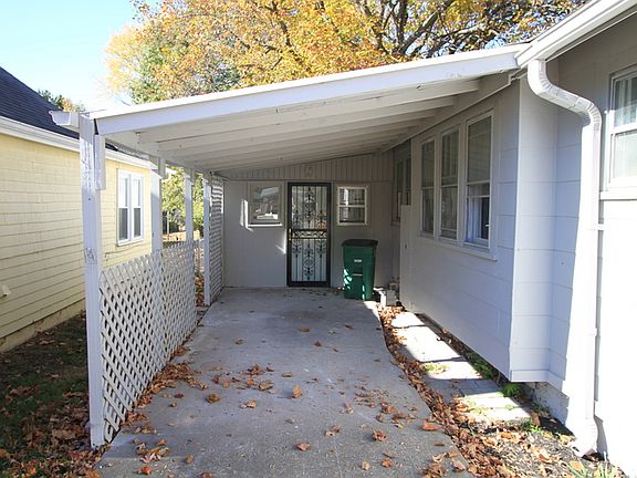 2nd image of 4738 Canterbury St