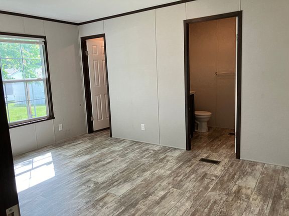 5th image of 101 N Michigan St Lot 25