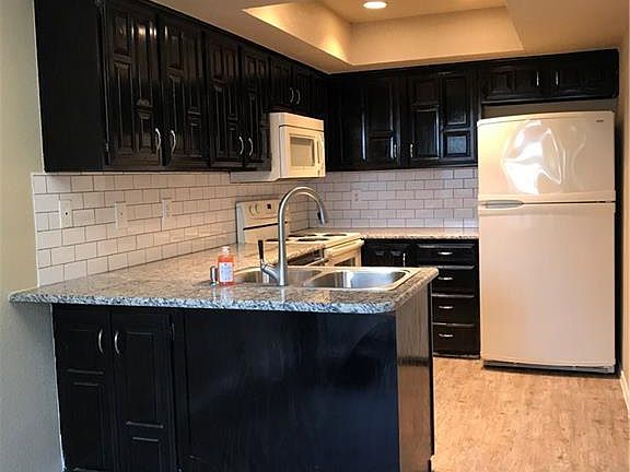 5th image of 821 Dublin Dr APT 229
