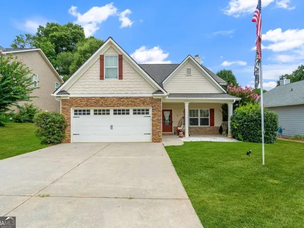 17 Penfield Dr, Cartersville, GA 30120