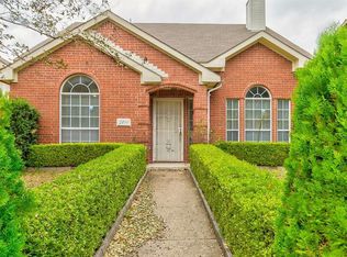 2819 Meadow Way Ln, Dallas, TX 75228