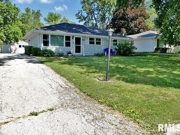 3rd image of 5407 N Plaza Dr