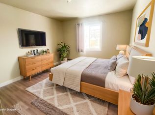 4019 Retallack St, Regina, SK S4S 3C2