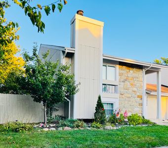 30W056 Mulberry Ct #056, Warrenville, IL, 60555