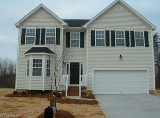 1318 Sharpe Ridge Rd, Greensboro, NC 27406