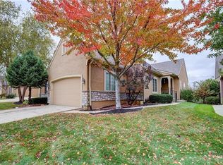 11544 S Deer Run St, Olathe, KS 66061