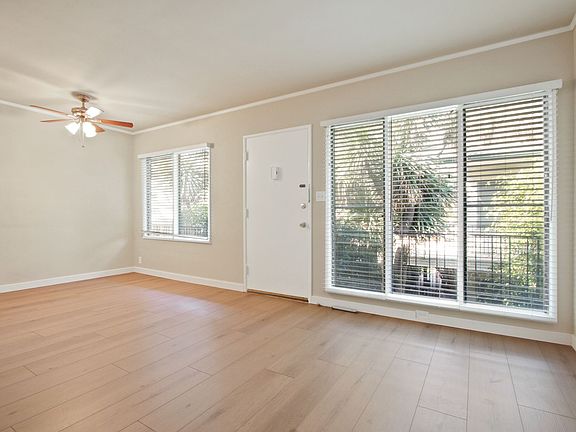 2nd image of 500 California Ave APT 20