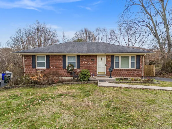 3472 King Arthur Dr, Lexington, KY 40517