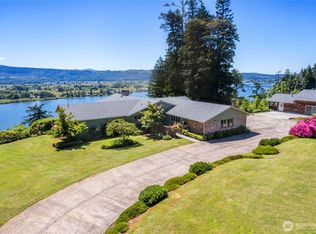 18 Island View Ln, Cathlamet, WA 98612
