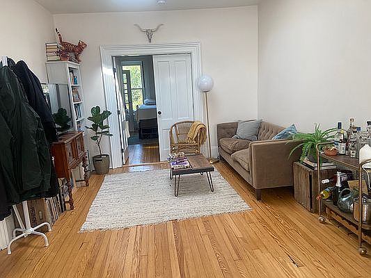 2nd image of 247 6th Ave Floor 3