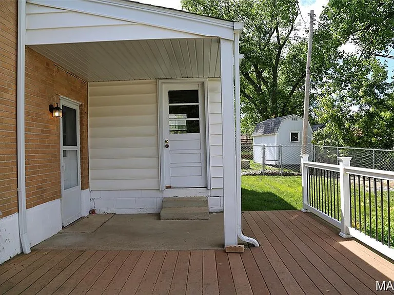 10501 Saint Michael Ln — Photo 27