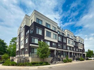 200 Alex Gardner Cir #31, Aurora, ON L4G3G5