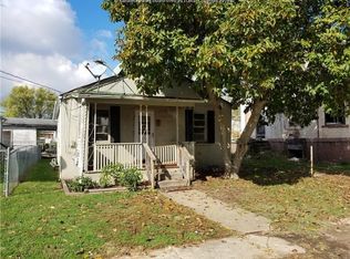 11 Walnut St, Point Pleasant, WV 25550