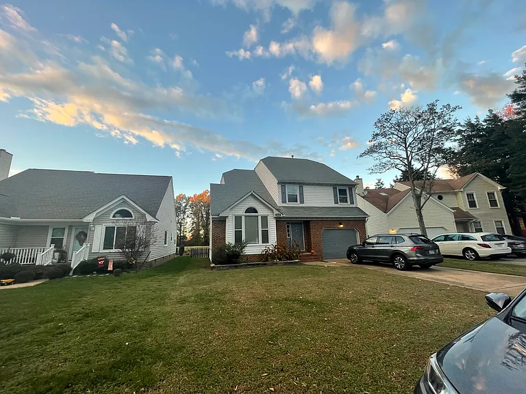 1022 Stillmeadows Ct — Photo 2