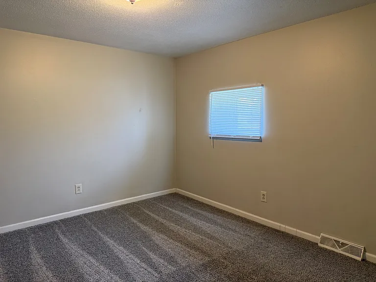 Unit Photo