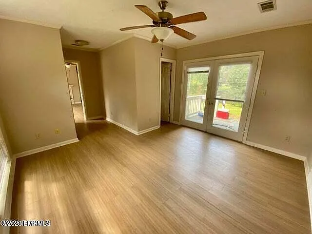 3683 Rollins Dr — Photo 10