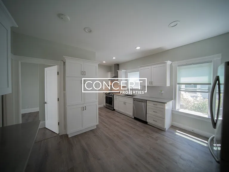 14 Richardson St #1 — Photo 3