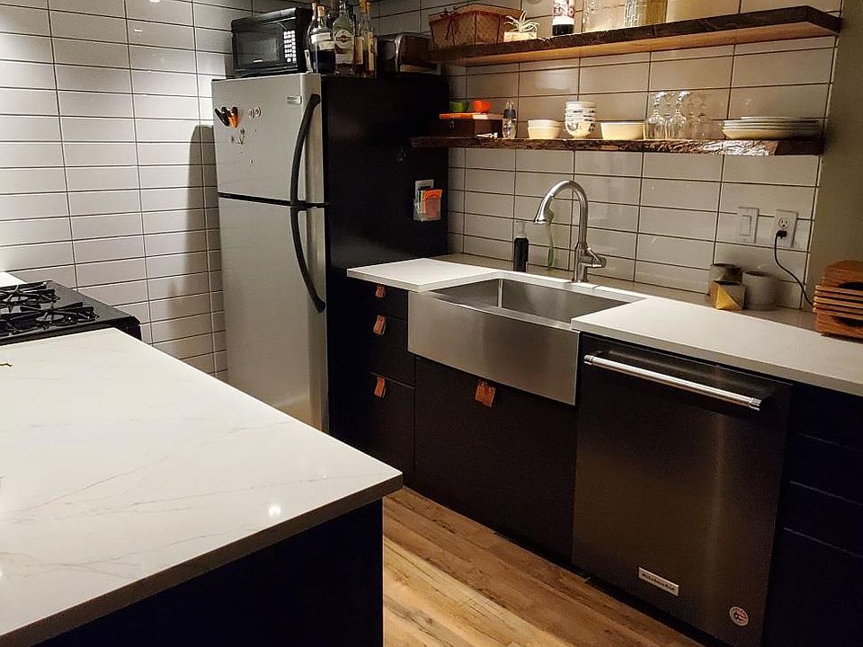 Fully updated kitchen