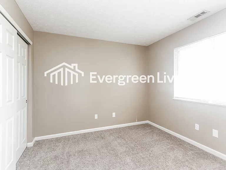 675 Pine Lake Dr — Photo 11