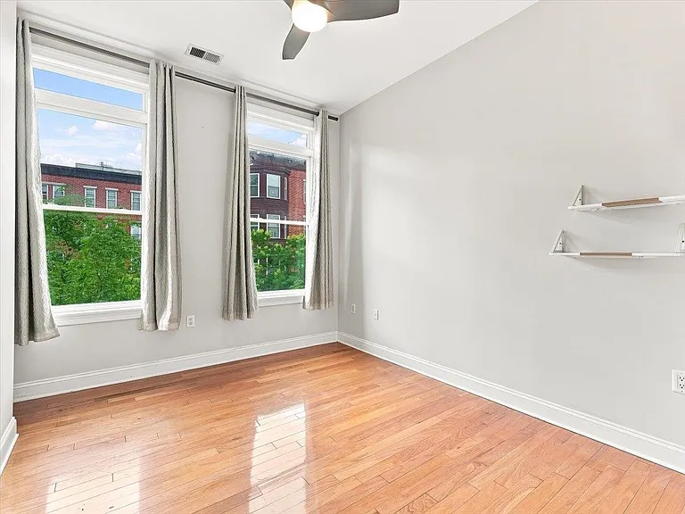126 Dudley St #417 — Photo 13