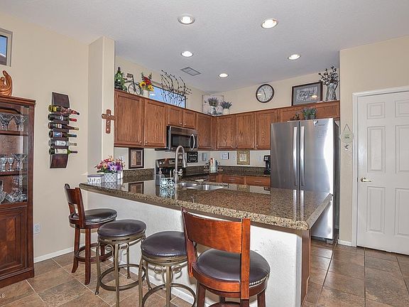 4th image of 16476 W Rock Springs Ln