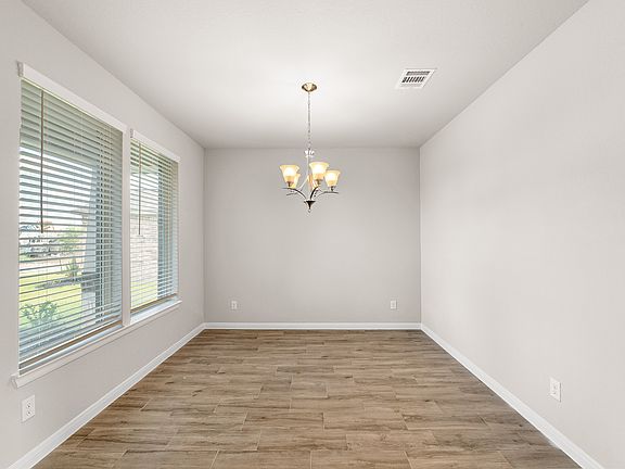 446 Lake Line Drive Alvin Tx 3