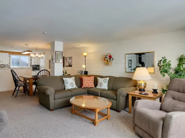 5000 S Townhouse Dr #B5, Cedar, MI 49621